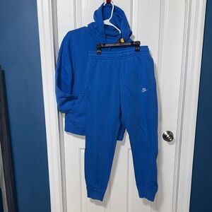Nike men’s Blue set pant size M. Top size S